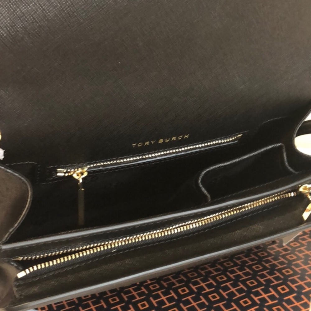 Tory Burch - Picture 4 of 8